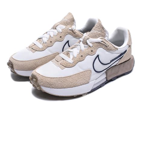 Nike fontanka waffle sanddrift